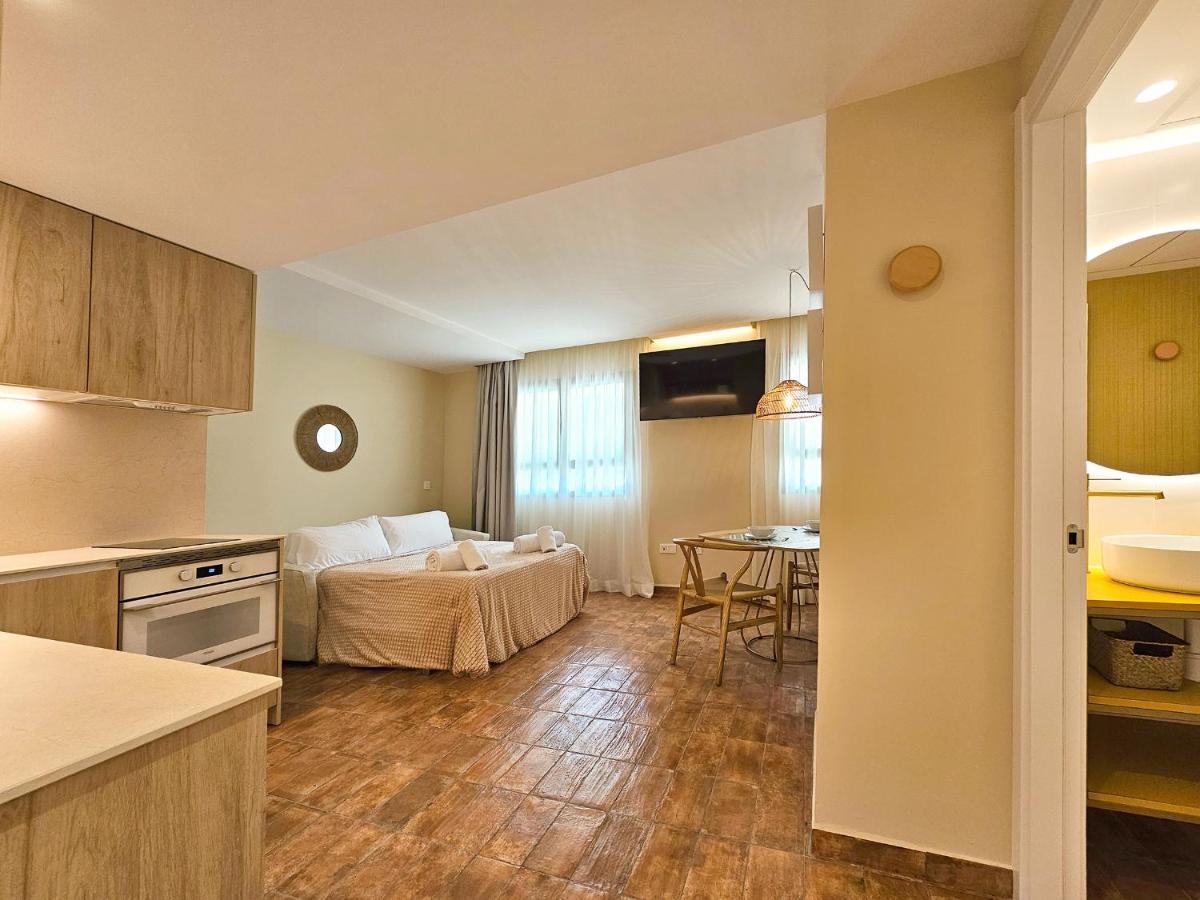 Apartamentos Las Ciencias Studio T Валенсия Екстериор снимка