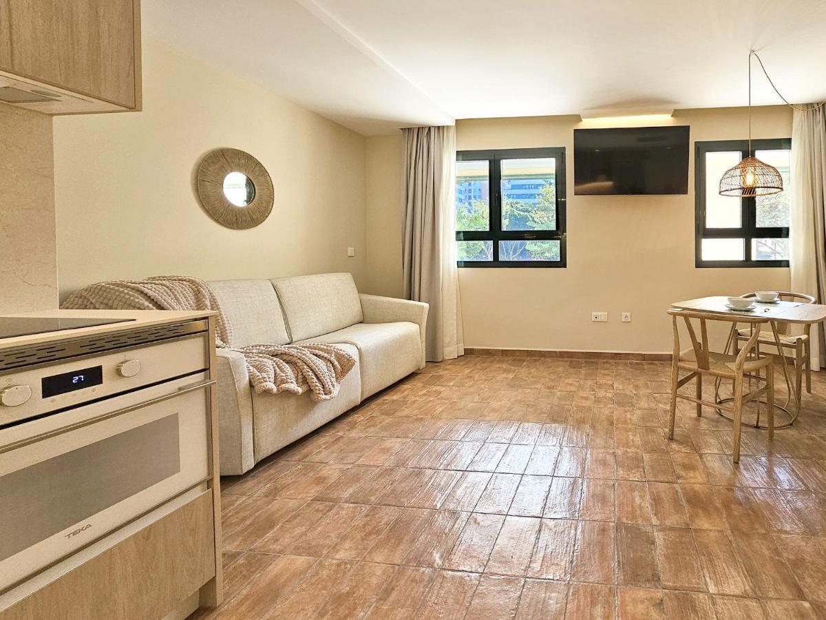 Apartamentos Las Ciencias Studio T Валенсия Екстериор снимка